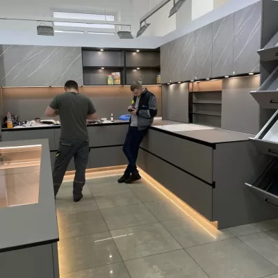 Кухня из влагостойкого МДФ в Борисове – фасады с ПВХ покрытием от компании Дистар