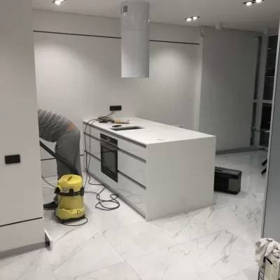 Матовая кухня антрацит в Борисове – современный минимализм с системой хранения